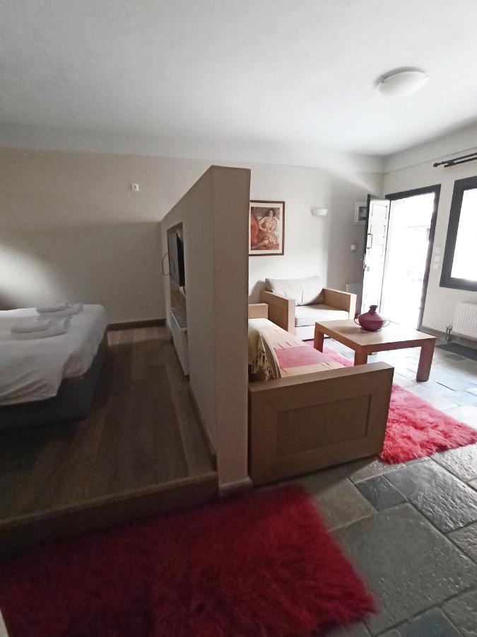 Guesthouse Vasiliki Steni Dhirfios Eksteriør bilde
